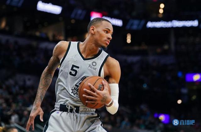 米特里策完 米特里策完