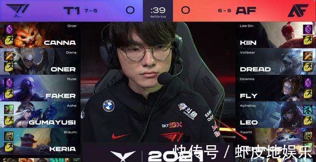 表情痛苦 表情痛苦